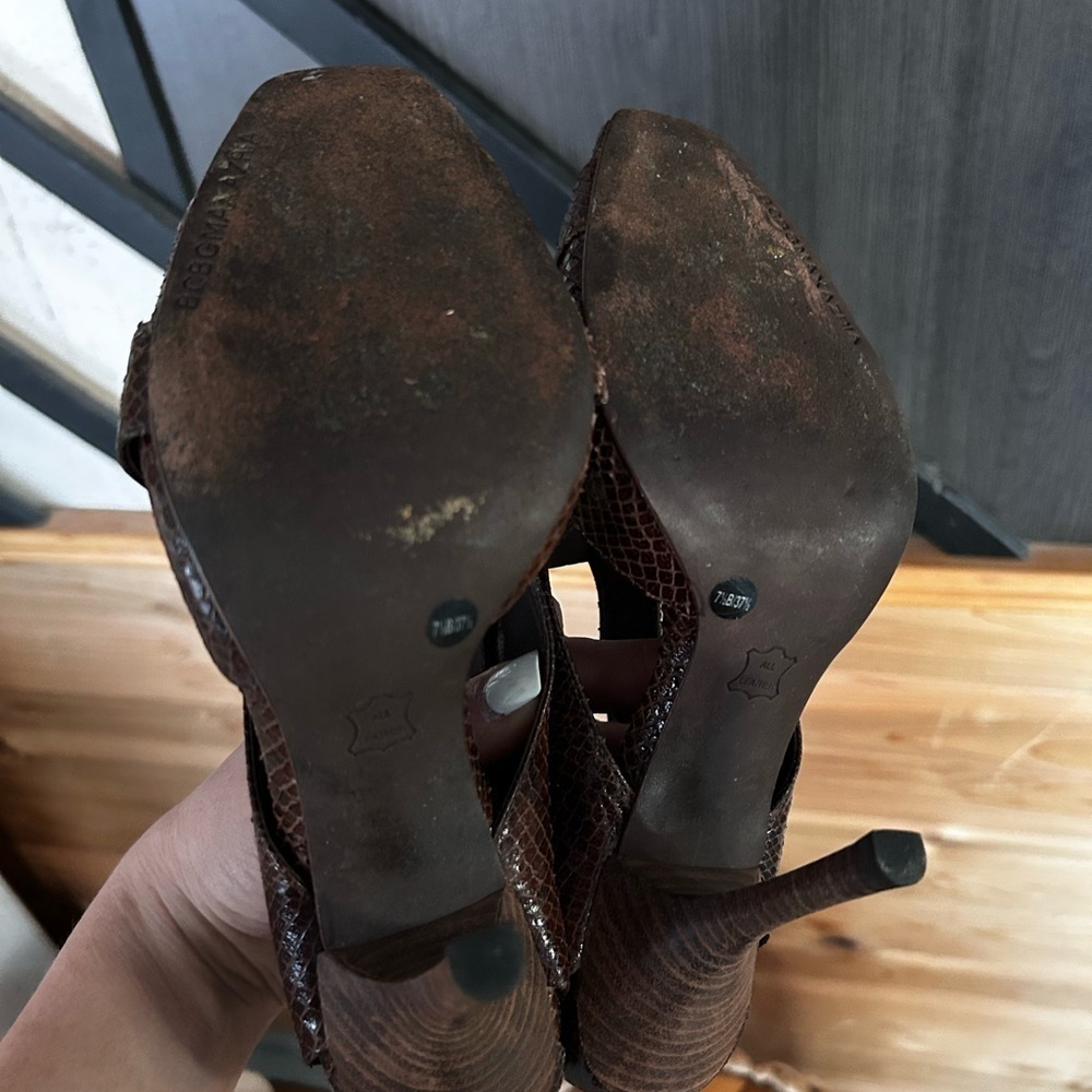 BCBGMAXZRIA Women's Brown leather Snakeskin Sandals preloved size 7.5 - Picture 5 of 9